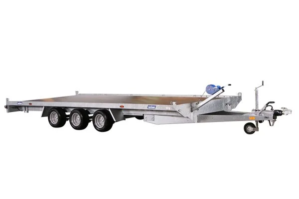 Variant tri axle trailer flatbed with winch